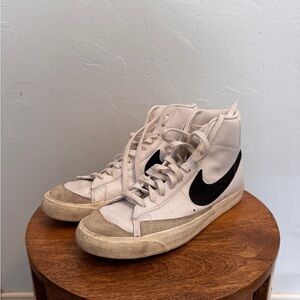 Nike Blazer High